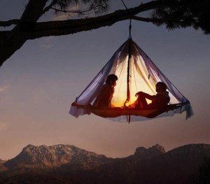 Hanging-Tent